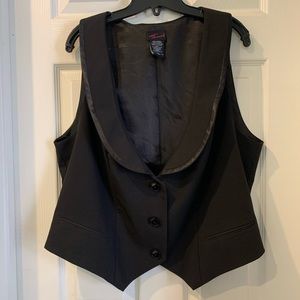 Torrid Vest size 2X